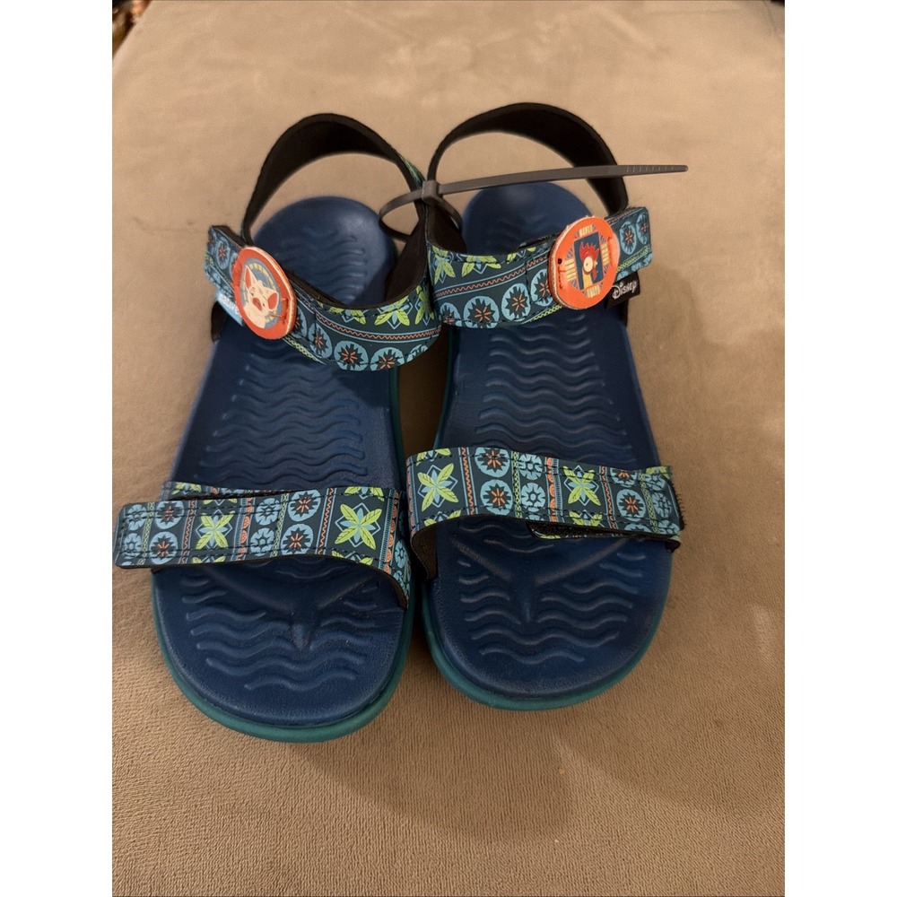 Native x Disney sandals Moana Hei Hei Size 1 Kids